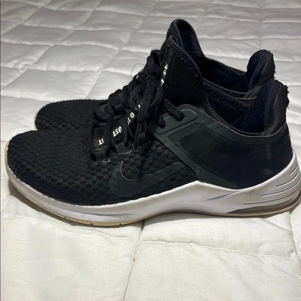 Nike Black and White Athletic Shoes